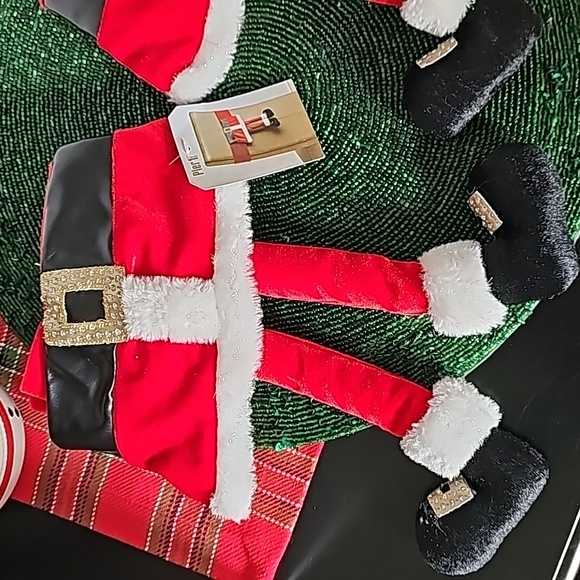 Pier 1 Chair Decor 🎅 SANTA Set of Two - Picture 3 of 6